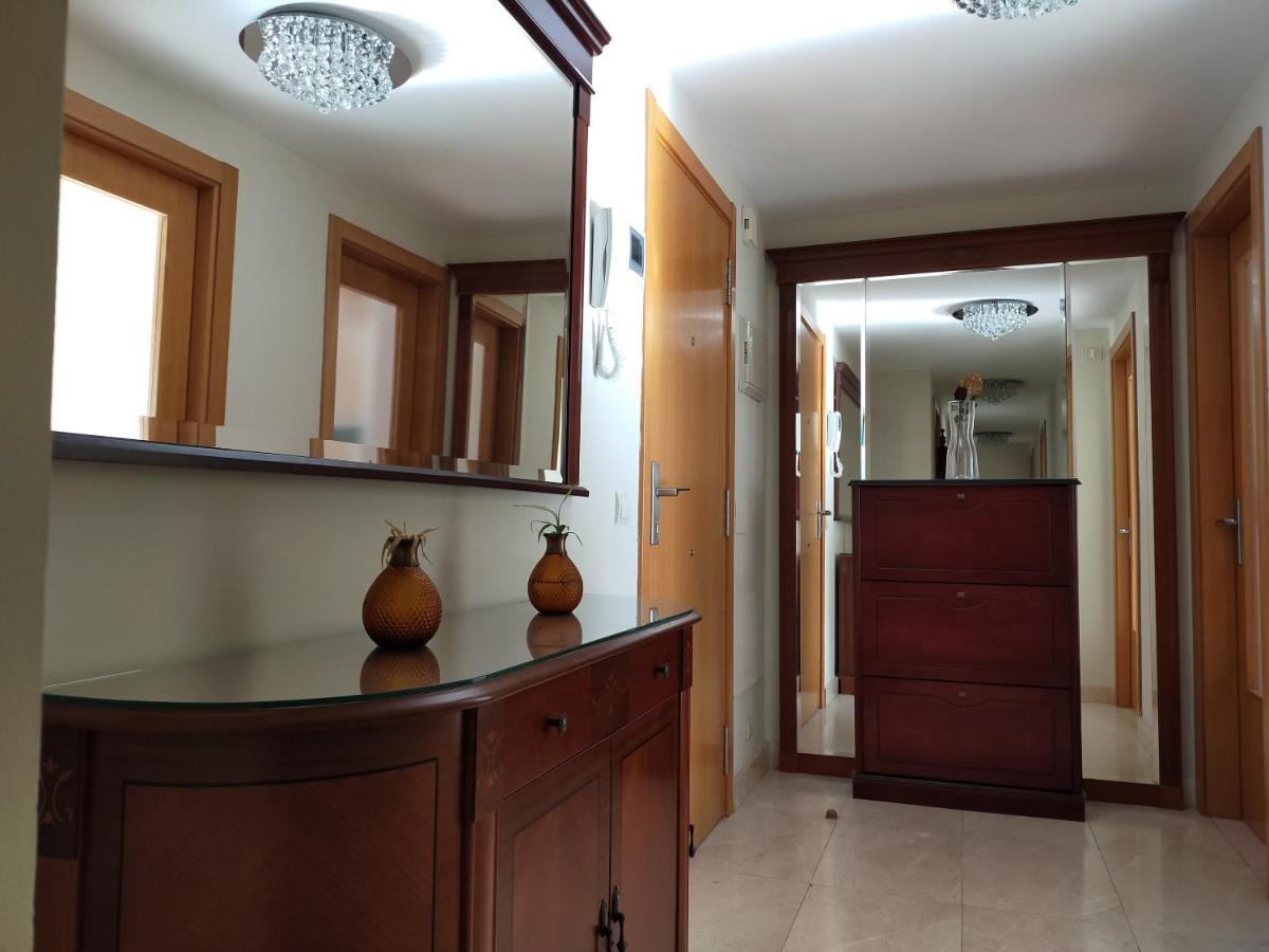 Paseo Maritimo Antonio Banderas Apartment Malaga Exterior photo